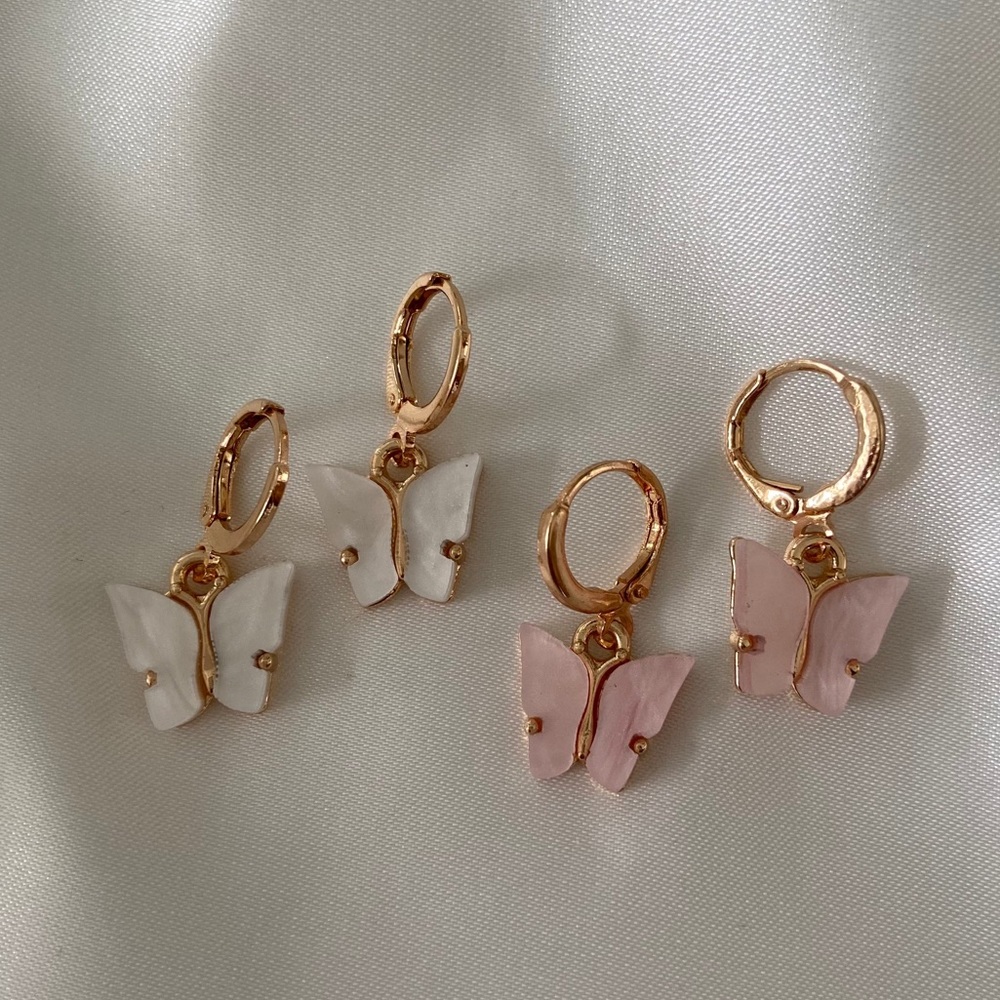 Millie Earrings 🦋